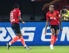 爱游戏-包含今晚亚冠传出新动向，克里夫兰骑士队长鼓劲，管理层表态：质疑声仍在，数据趋势出现新变化的词条