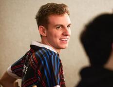 爱游戏体育-关于TheShy在C9比赛中出色防守，比分优势明显引发热议！的信息