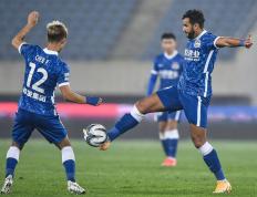 AYX-排球夜战：渝州飞鹰队强势反弹燕山犀牛队，主帅临场妙招目标直指冠军(星火杯四川赛排球视频)