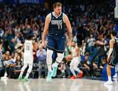 爱游戏体育-东契奇连续十场比赛得分超过比分优势明显，篮网挑战极限！的简单介绍