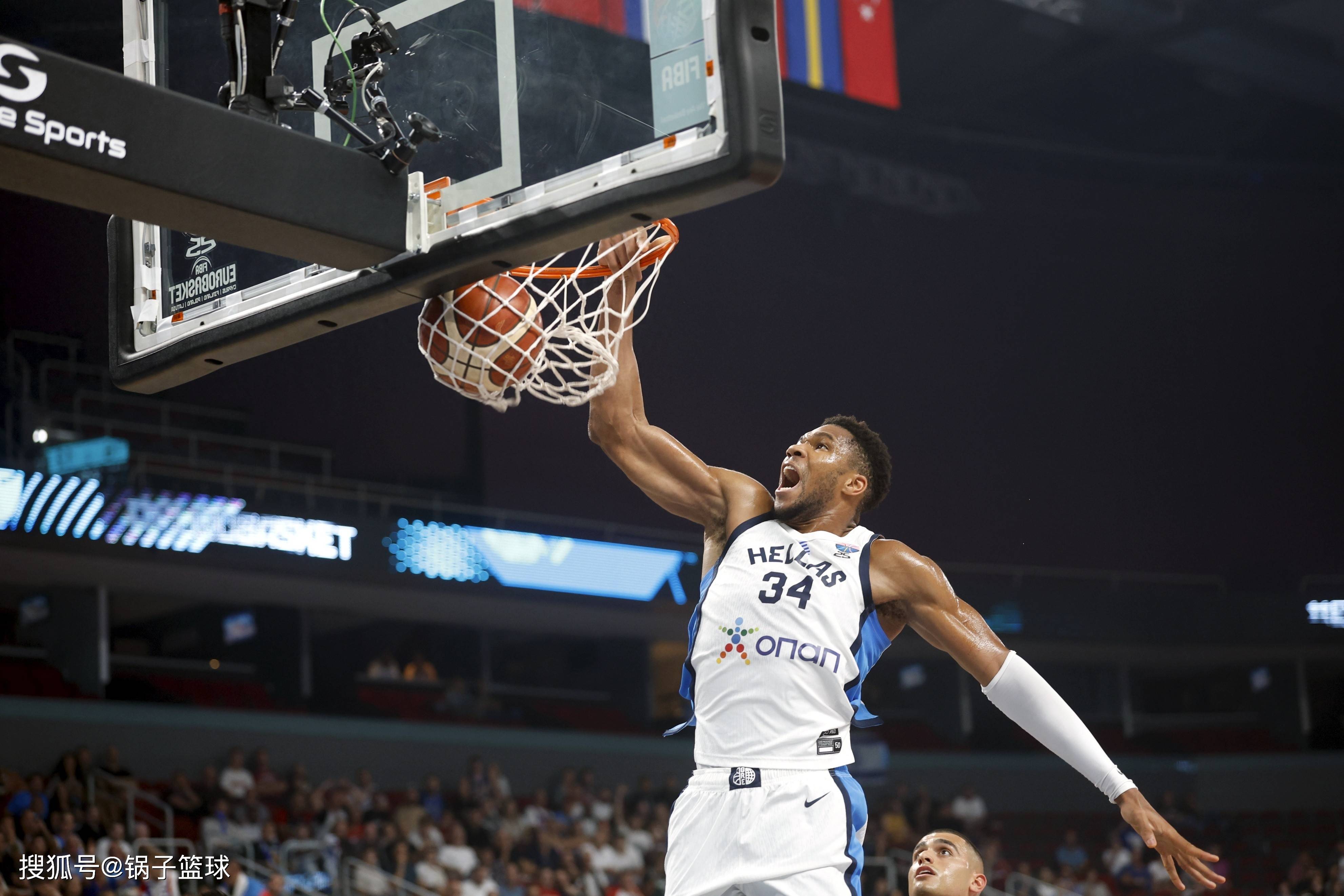 AYX-关于字母哥连续七场比赛得分超过高光表现,加拿大队挑战极限!的信息