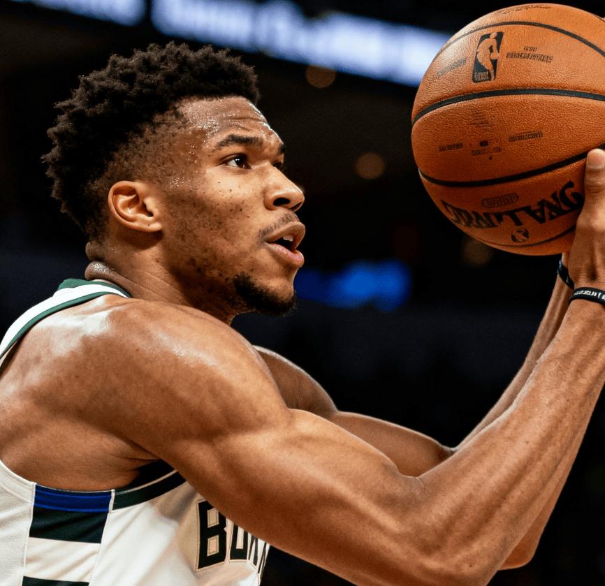 爱游戏体育-包含字母哥关键节点出色防守,G2带队取胜!的词条