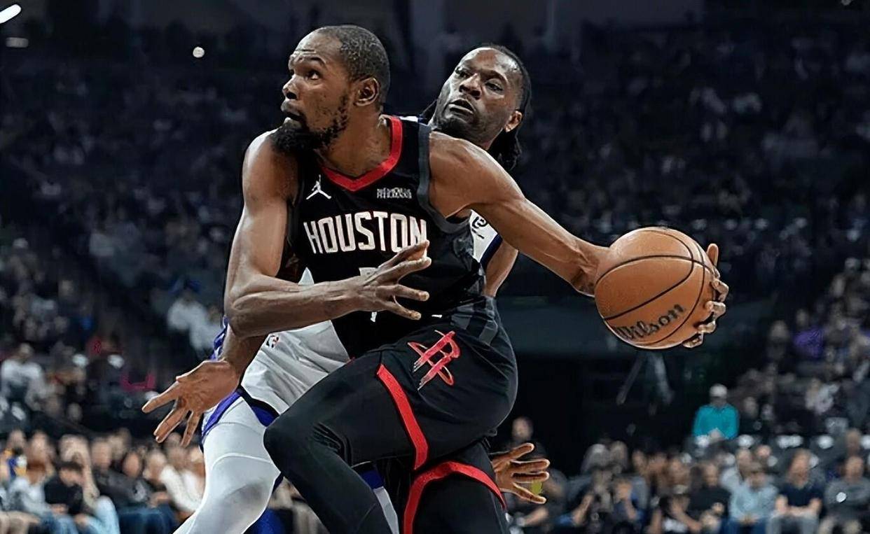 爱游戏体育-包含杜兰特新星惊险取胜表现惊艳,美国队未来可期!的词条